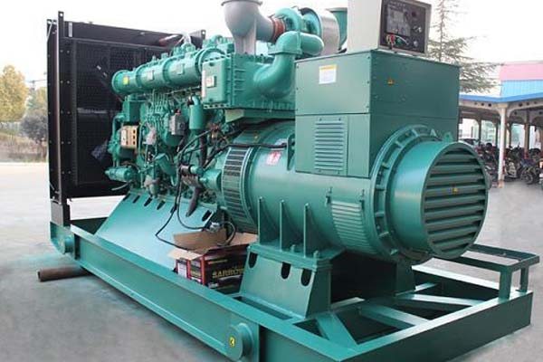 峨山工厂发电机应急发电中如何优化燃油储备管理？