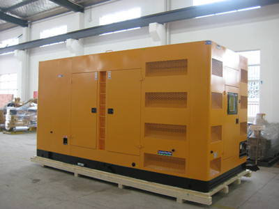 峨山不同类型的发电机组在冬季保养时的注意事项有何差异？