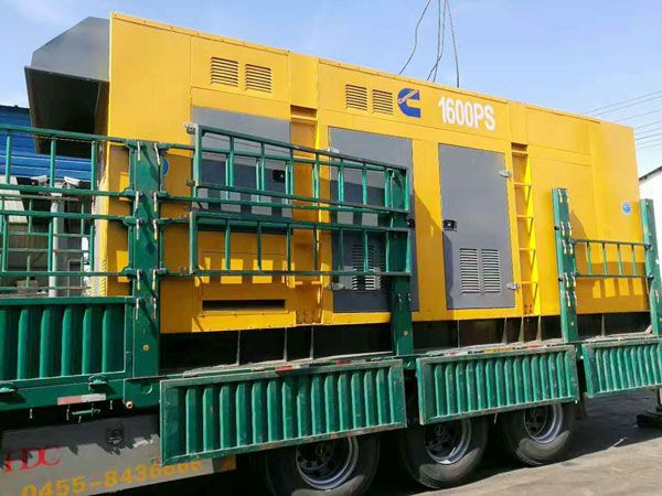 峨山测量水冷式机油散热器密封件尺寸时的注意事项有哪些？