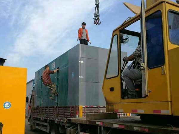 峨山更换水冷式机油散热器密封件的操作流程是怎样的？